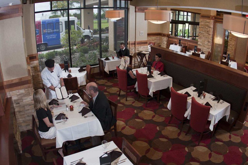 Hilton Garden Inn Milwaukee Airport Dış mekan fotoğraf
